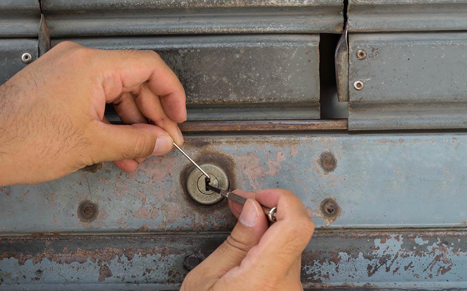 artisan serrurier pas cher Bruyères-le-Châtel